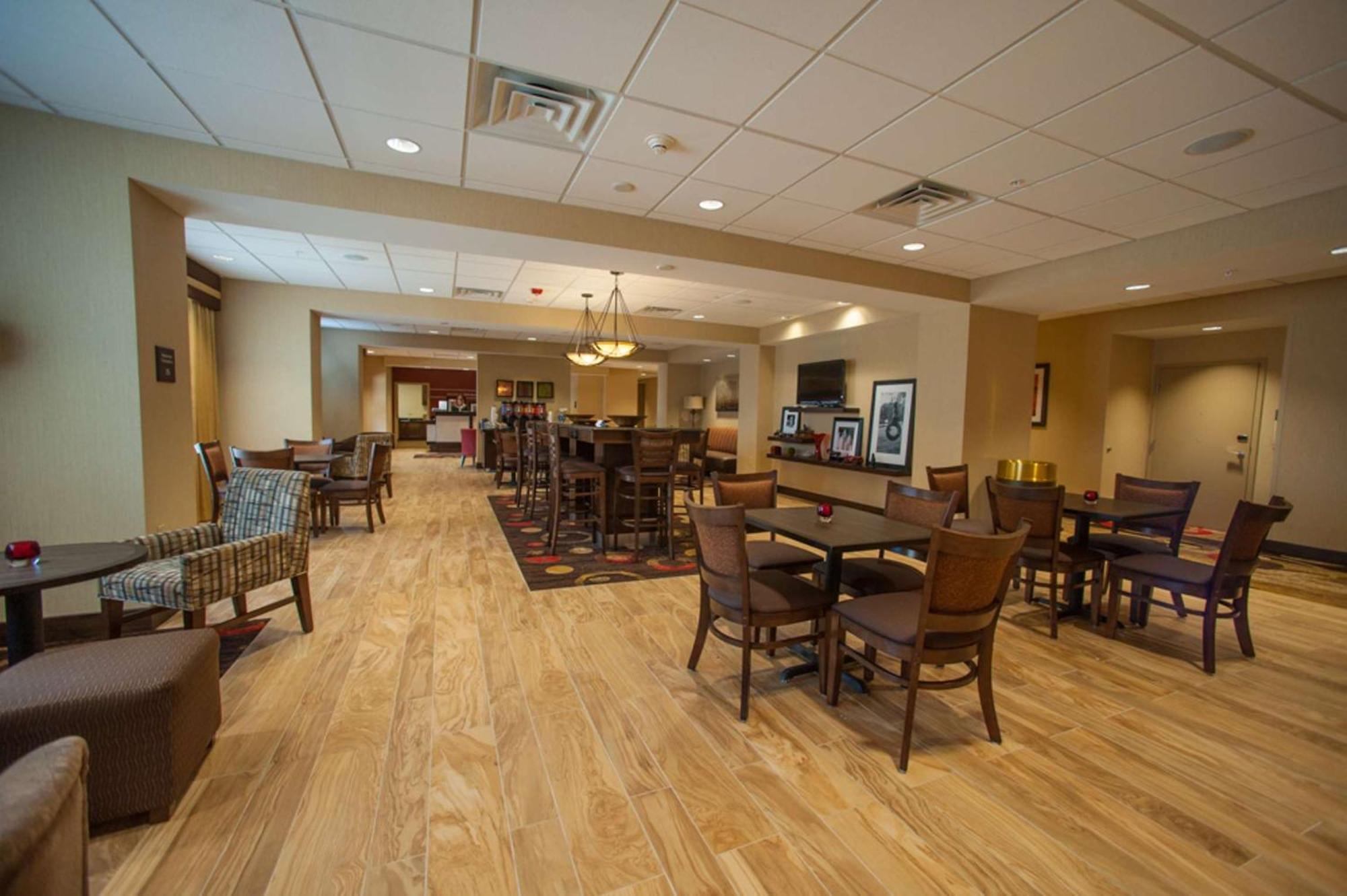 Hampton Inn By Hilton Fort Morgan Exteriör bild